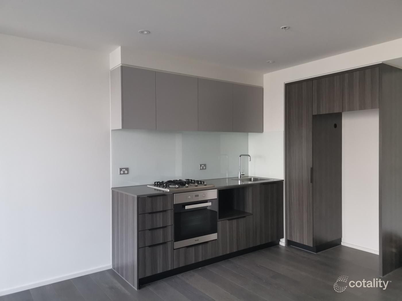 2208e/888 Collins St, Docklands, VIC 3008