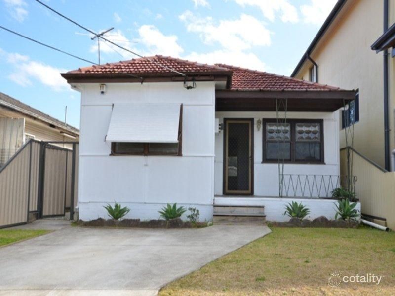 67b Cooper Ave, Moorebank, NSW 2170