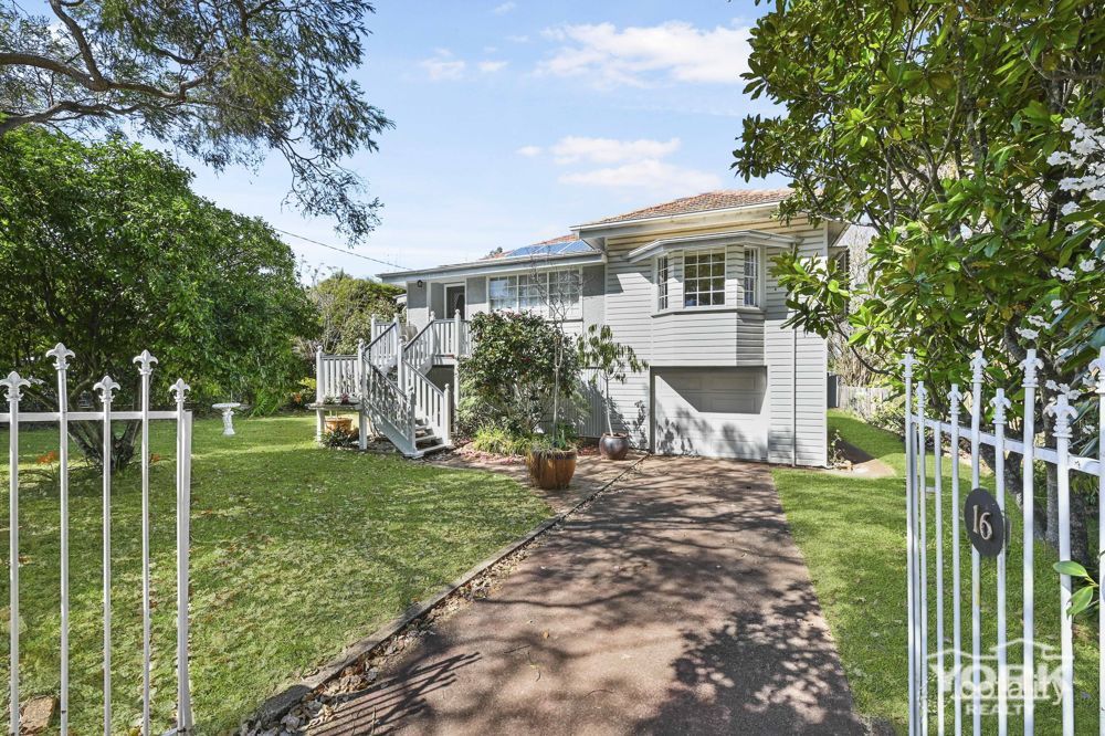 16 Herries St, East Toowoomba, QLD 4350