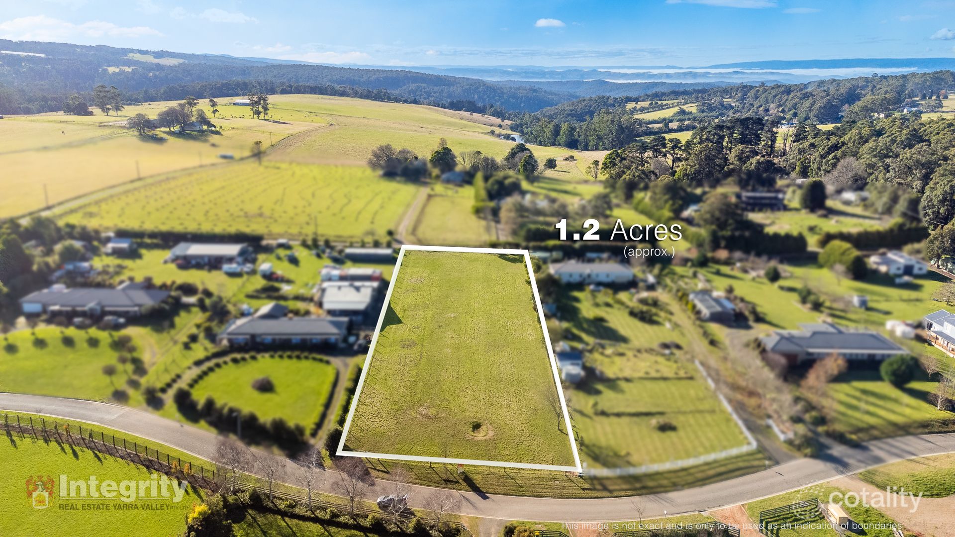 22 Hawkins Dr, Kinglake, VIC 3763