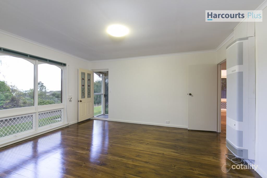 2/1a Falcon Ave, Hallett Cove, SA 5158