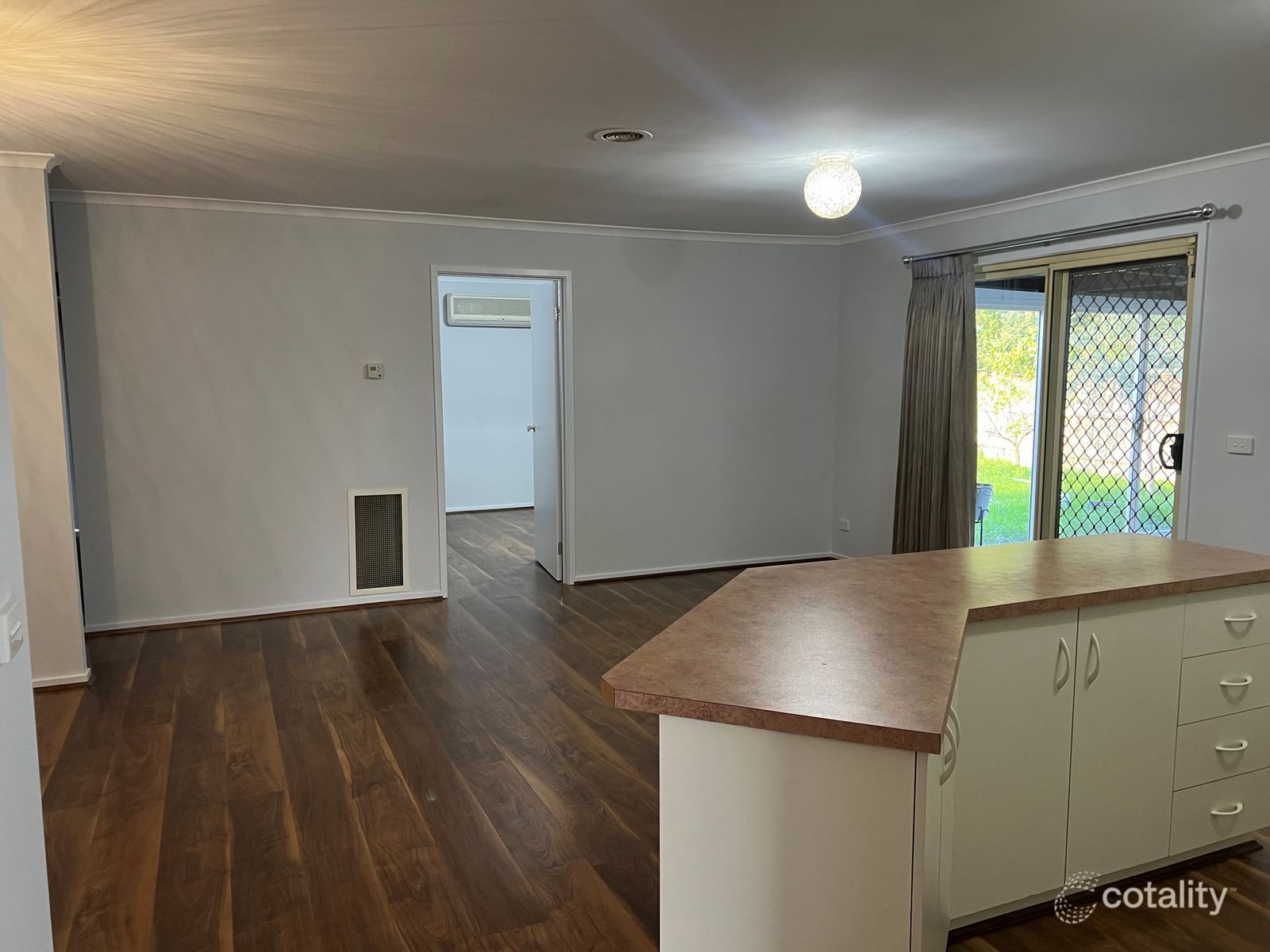 26 Seacombe Pl, Cranbourne, VIC 3977