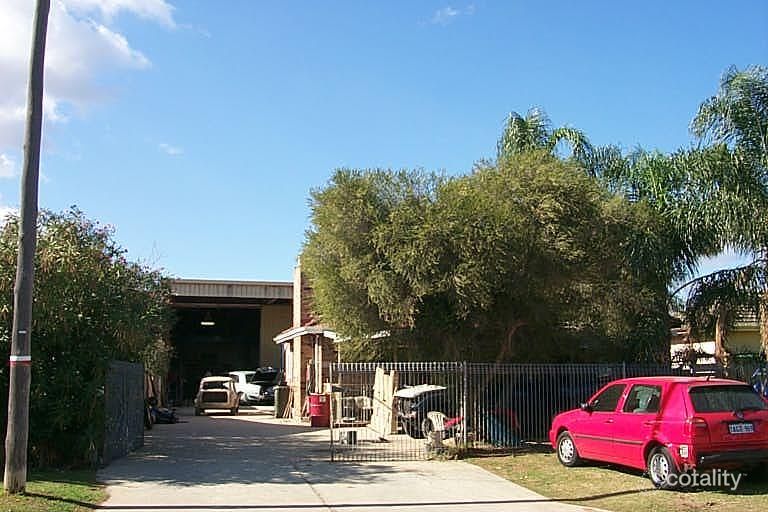 8 Lefroy Ave, Midland, WA 6056