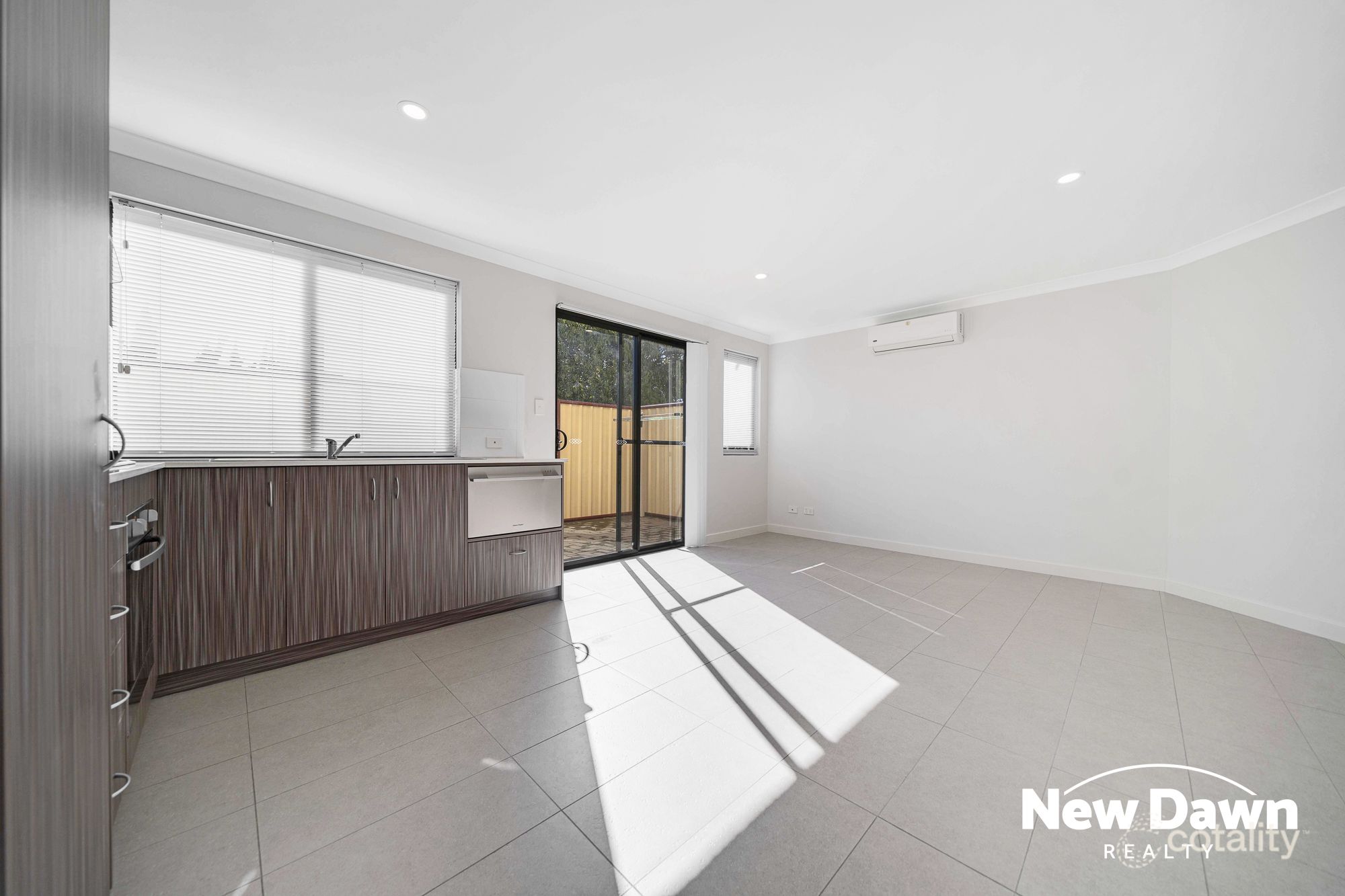 2/143 Morrison Rd, Midland, WA 6056