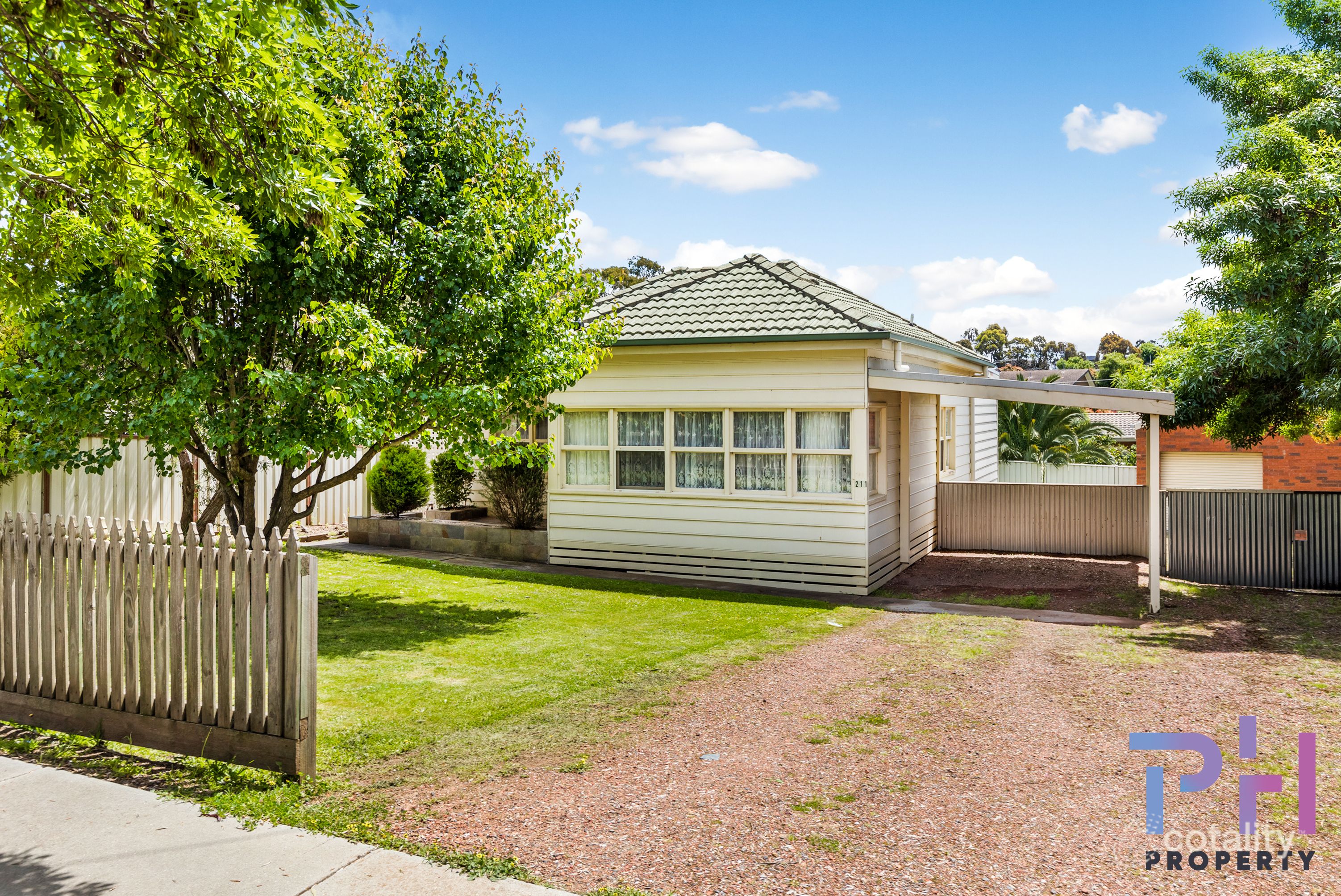 211 St Aidans Rd, Strathdale, VIC 3550