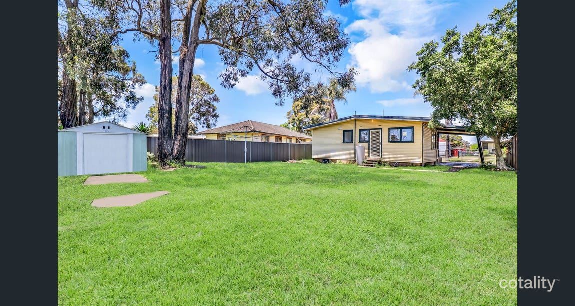 26 Wangaroa Cres, Lethbridge Park, NSW 2770