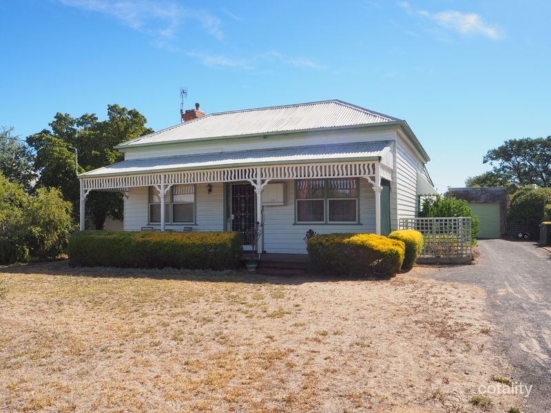 2 Loch St, Nhill, VIC 3418