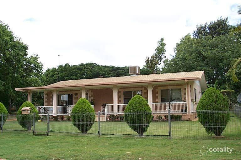 4 Bennelong Cl, Richmond Hill, QLD 4820