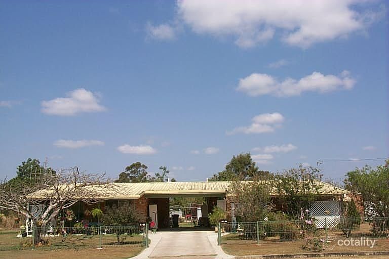 74 Watkins St, Howard, QLD 4659