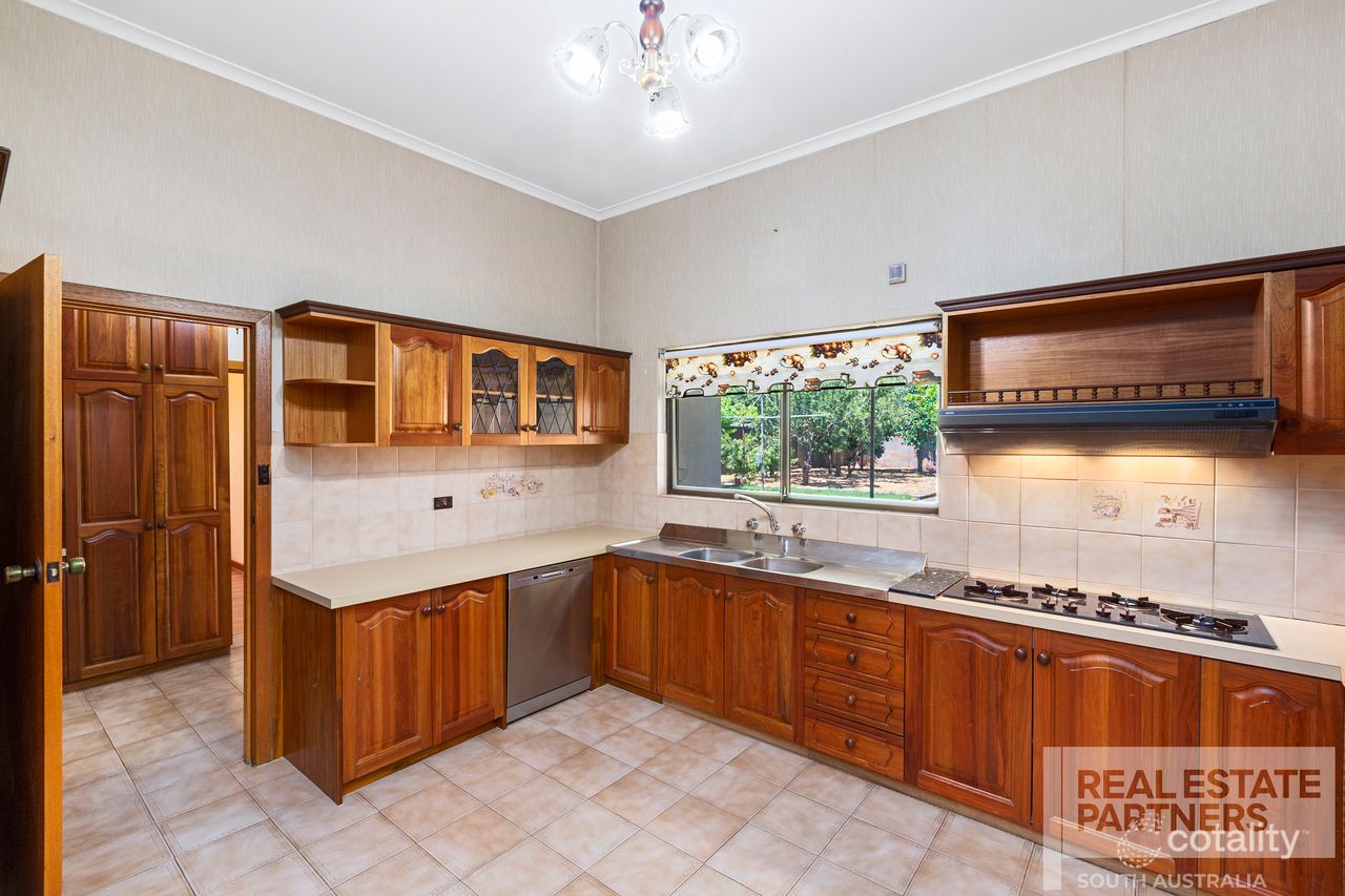 11 Third Ave, St Peters, SA 5069