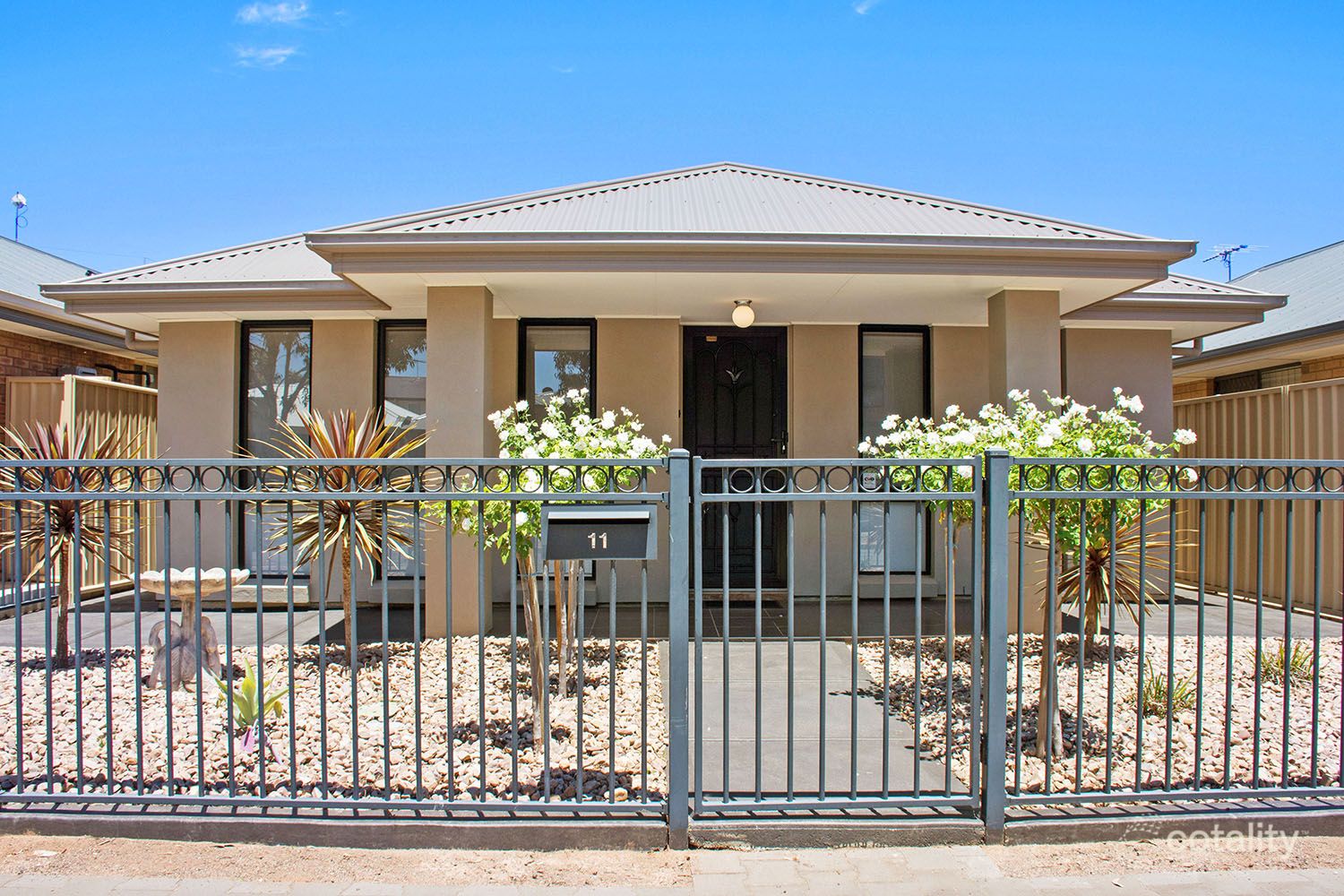 11 Whiteley St, Munno Para, SA 5115