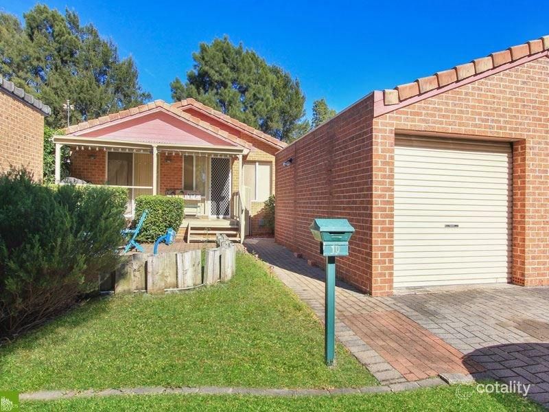 10 Stanthorpe Dr, Kanahooka, NSW 2530