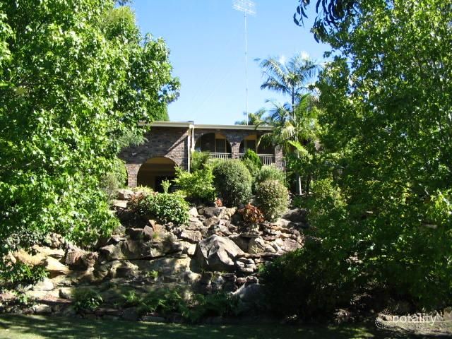 19 Cambourne Ave, St Ives, NSW 2075