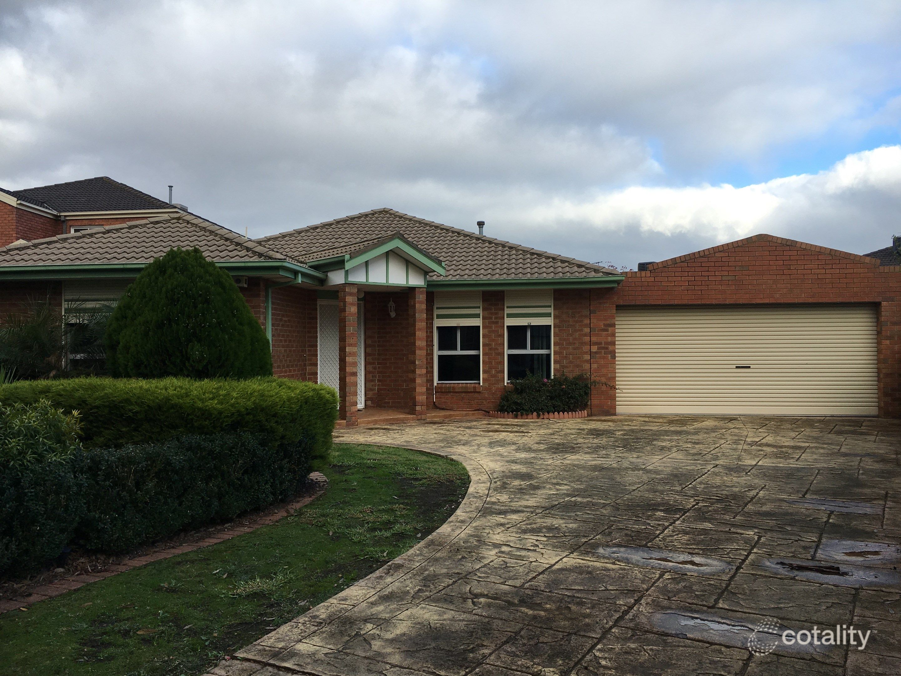 15 Valadero Ct, Mill Park, VIC 3082