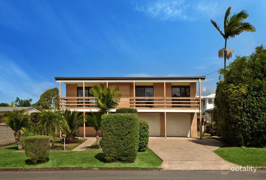 14 Sutherland St, Dicky Beach, QLD 4551