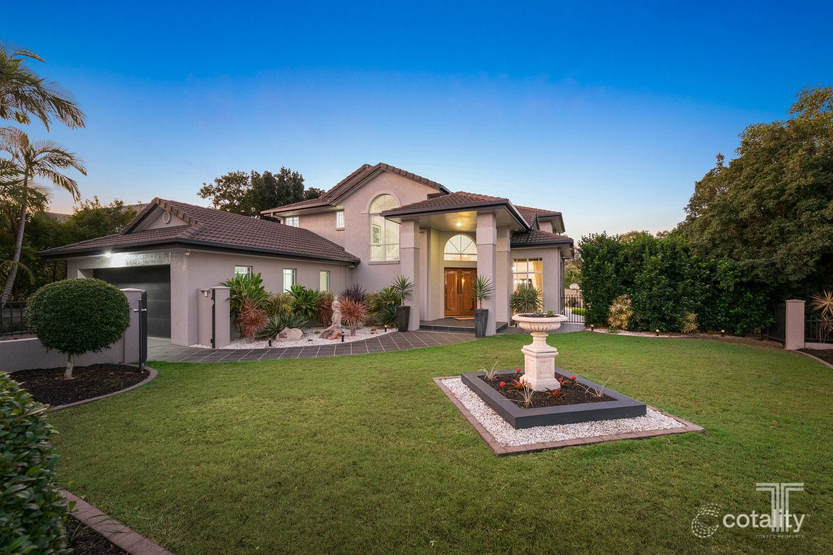 30 Beaulieu Cres, Carindale, QLD 4152