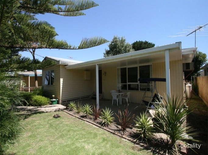 9 Phillip Island Rd, Sunderland Bay, VIC 3922