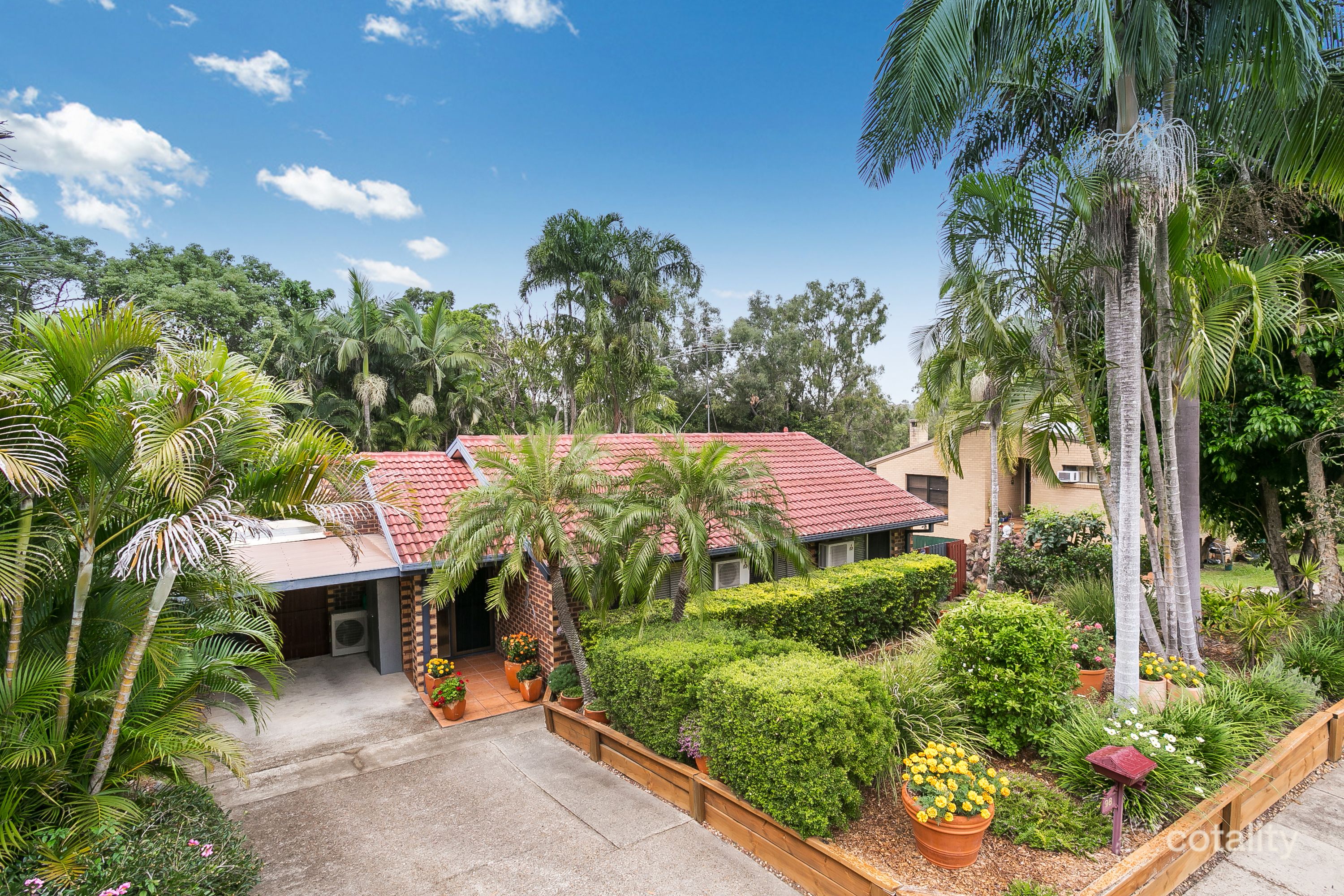 98 Lant St, Chapel Hill, QLD 4069