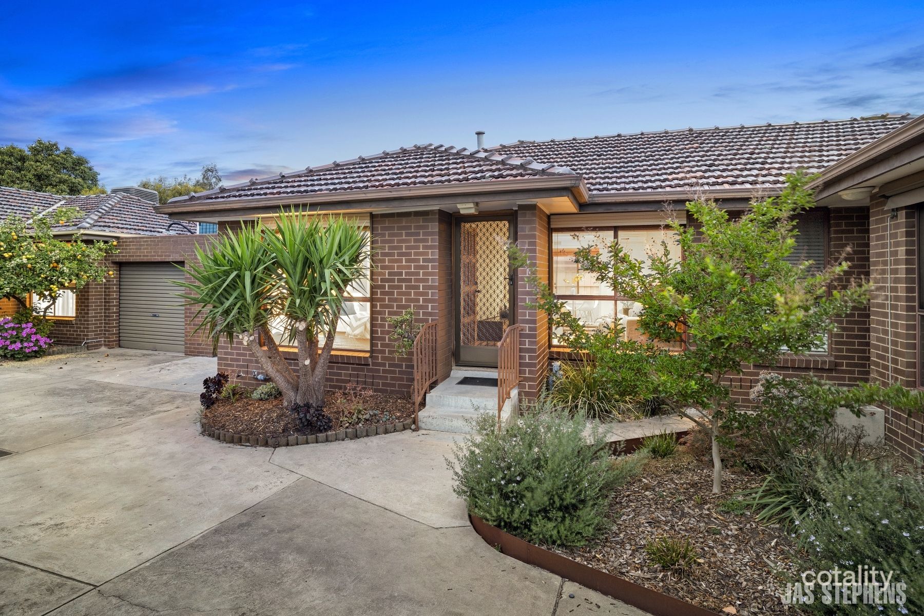 2/98 Saltley St, South Kingsville, VIC 3015