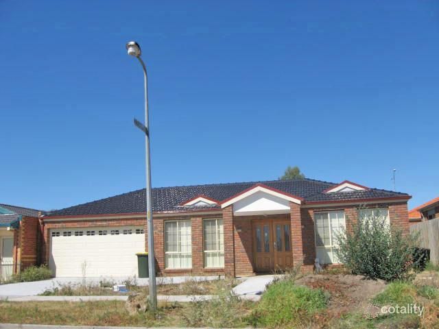 7 Pintail Cres, Taylors Lakes, VIC 3038