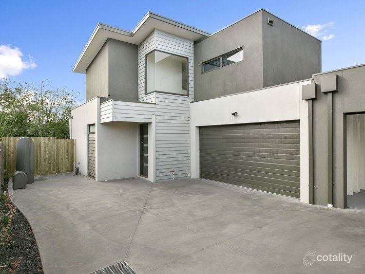 4/51 Van Ness Ave, Mornington, VIC 3931