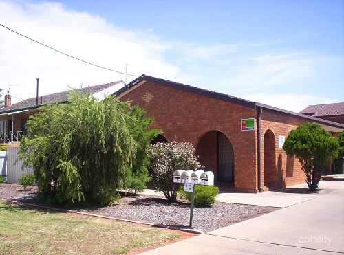 1/19 Couch Rd, Griffith, NSW 2680