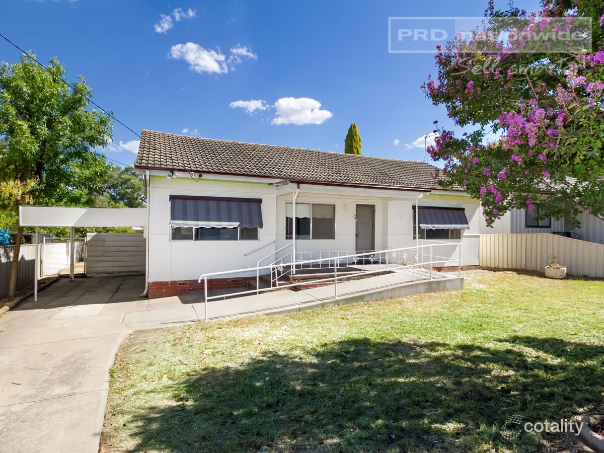 86 Tichborne Cres, Kooringal, NSW 2650