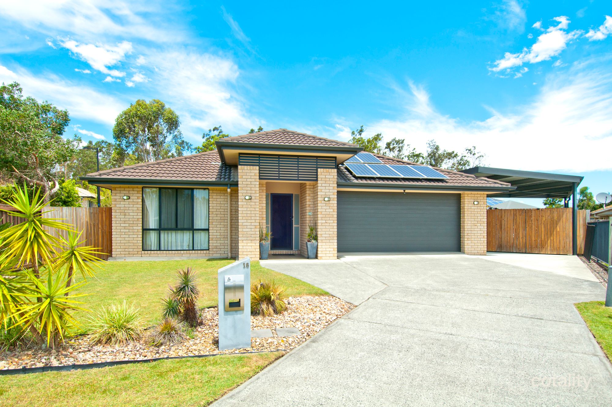 16 Honeygem Pl, Flagstone, QLD 4280