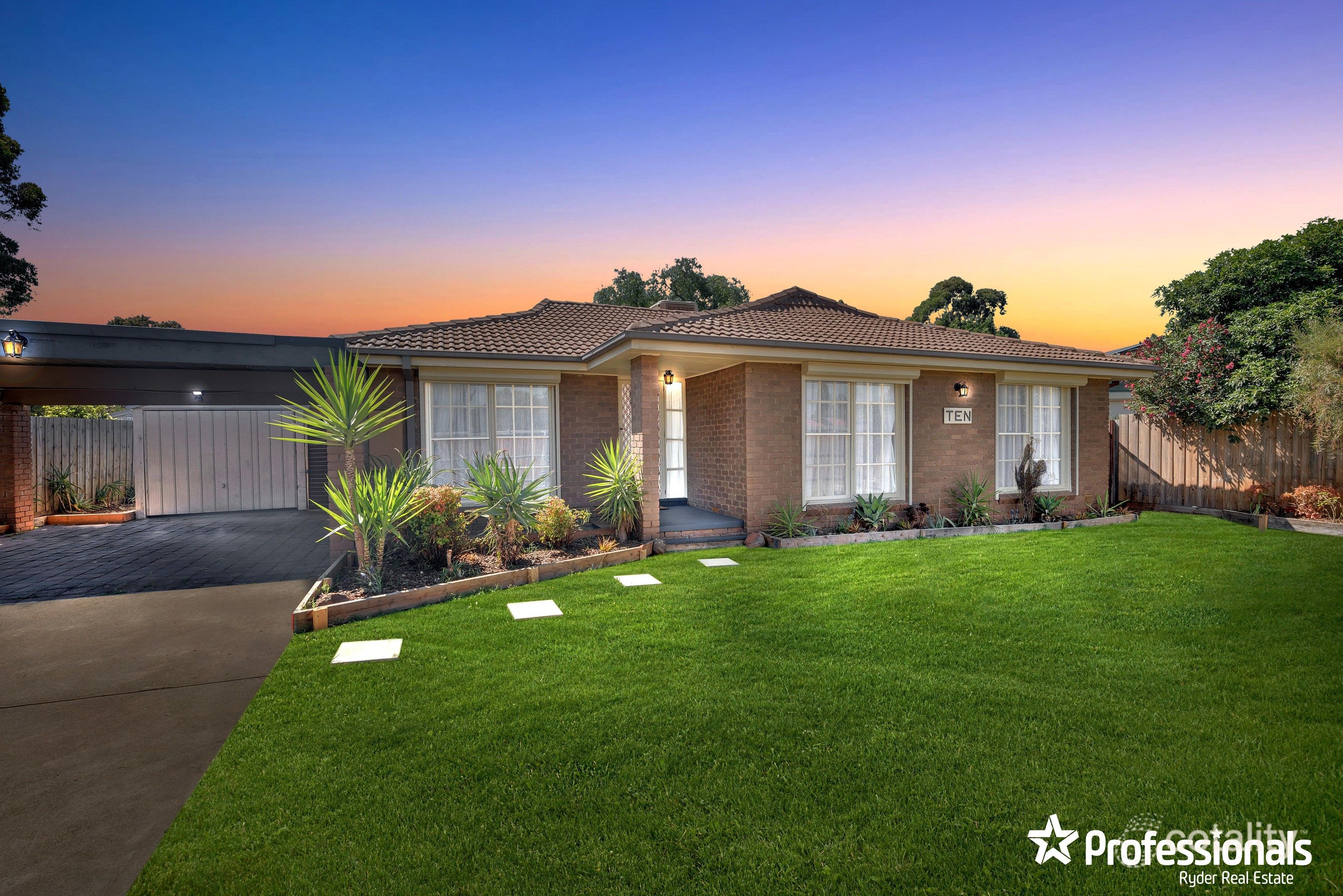 10 Lincoln Way, Melton West, VIC 3337