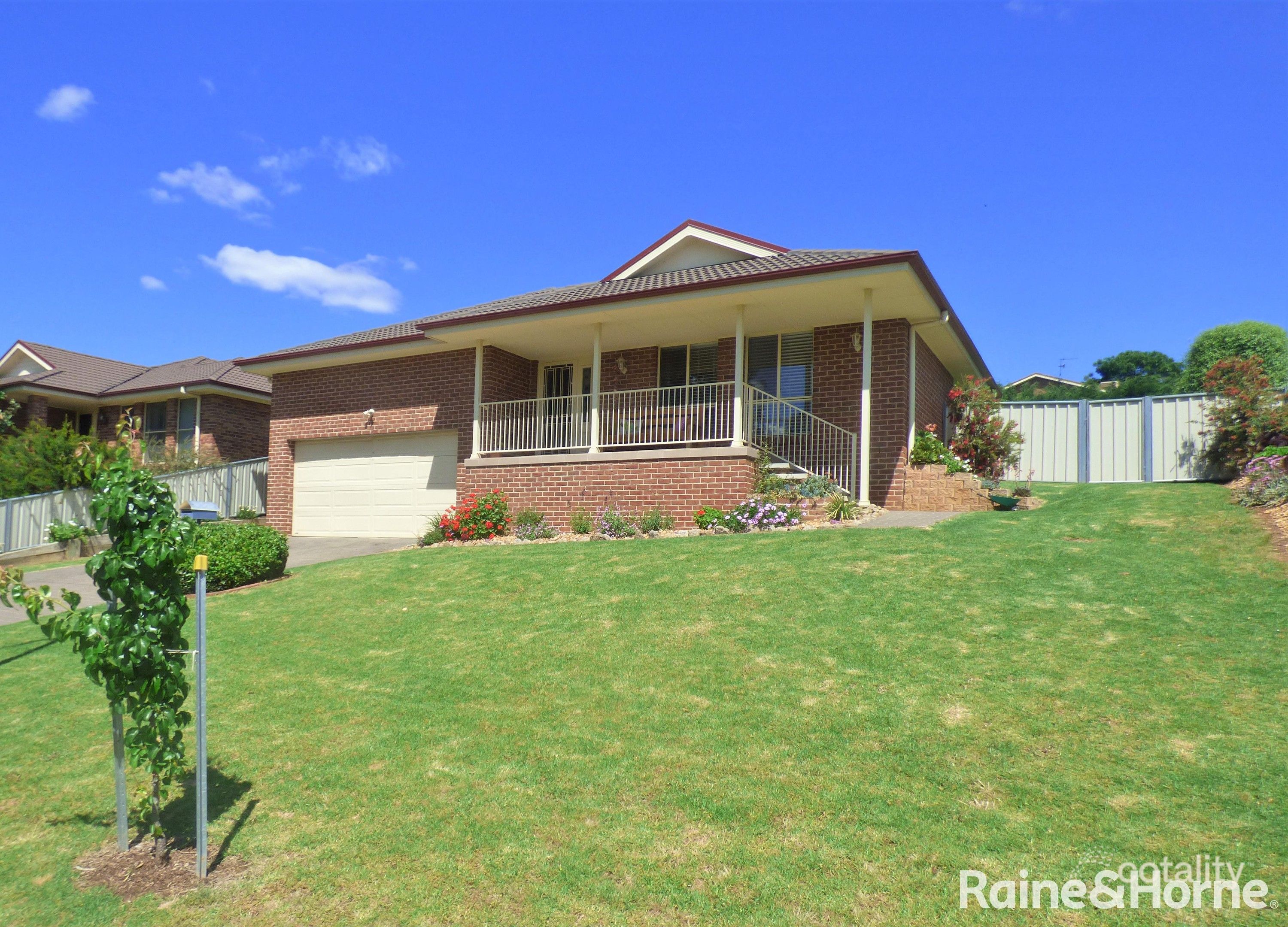 47 Petticoat Lane, Young, NSW 2594