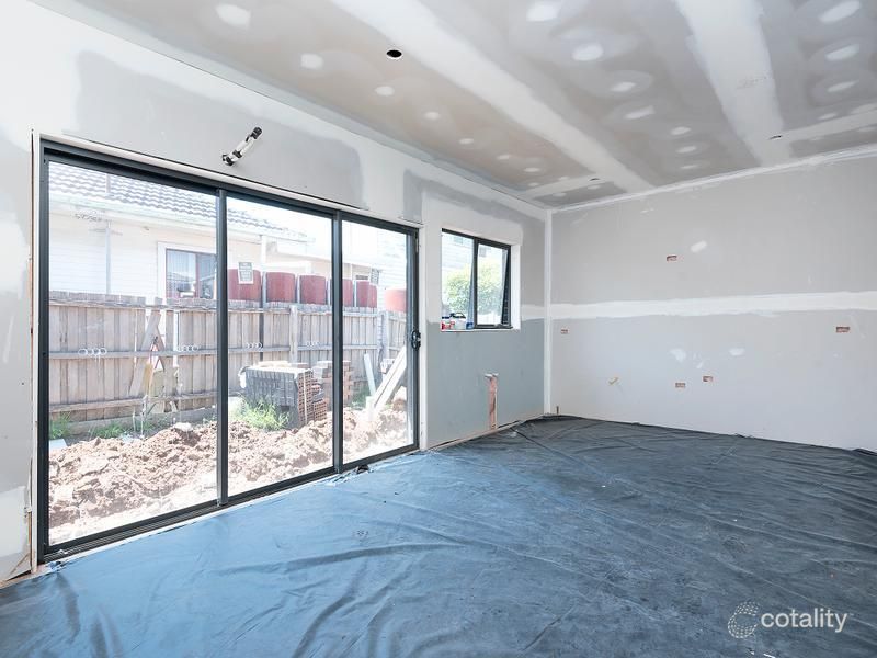 1a Loch Cres, Strathmore, VIC 3041