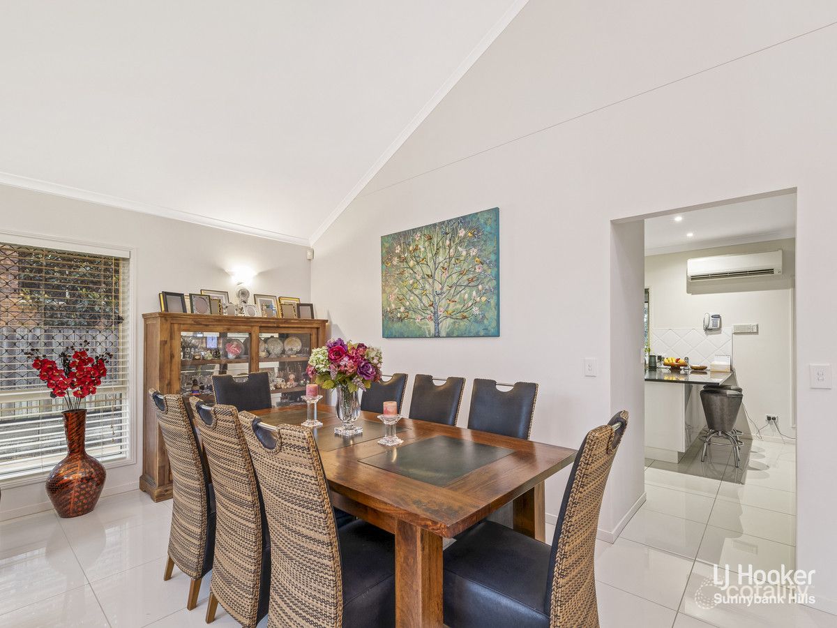 11 Lugano Cl, Parkinson, QLD 4115