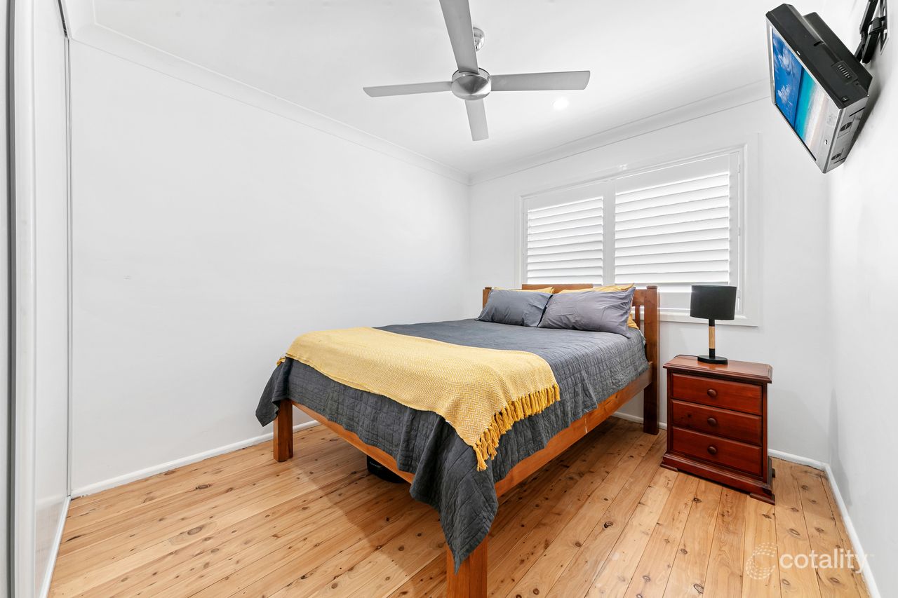 30 Coonanga Ave, Budgewoi, NSW 2262