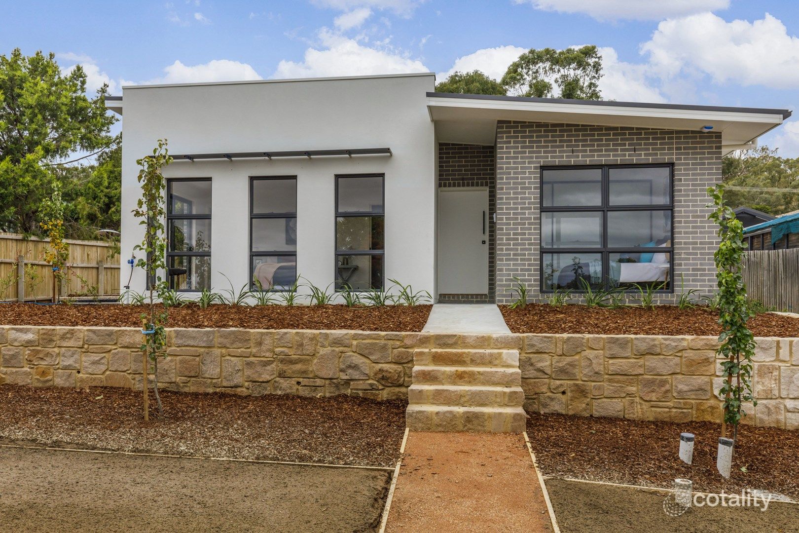 25a Humble Ct, Kambah, ACT 2902