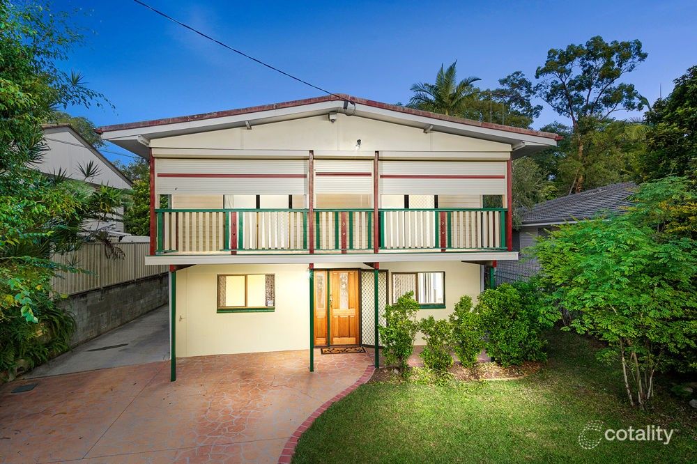 24 Pavonia St, Everton Hills, QLD 4053