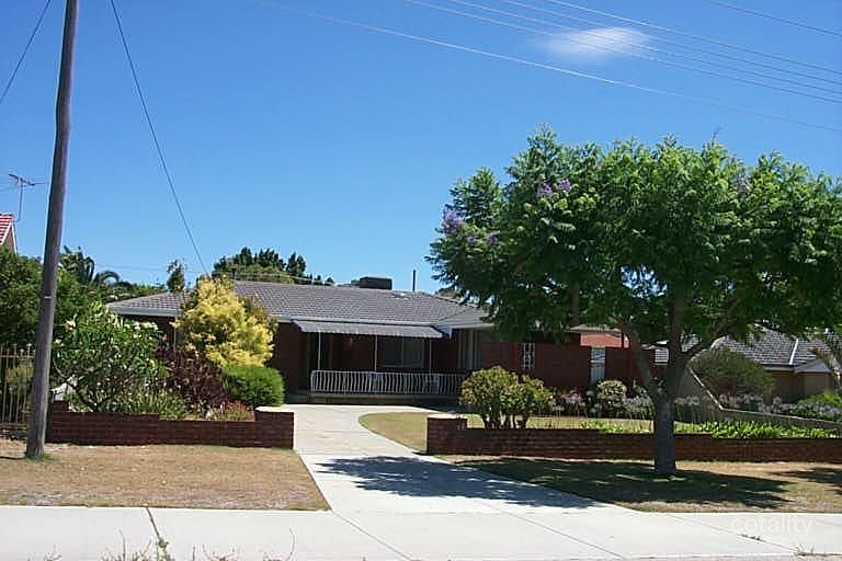 46 Adamson Rd, Parmelia, WA 6167