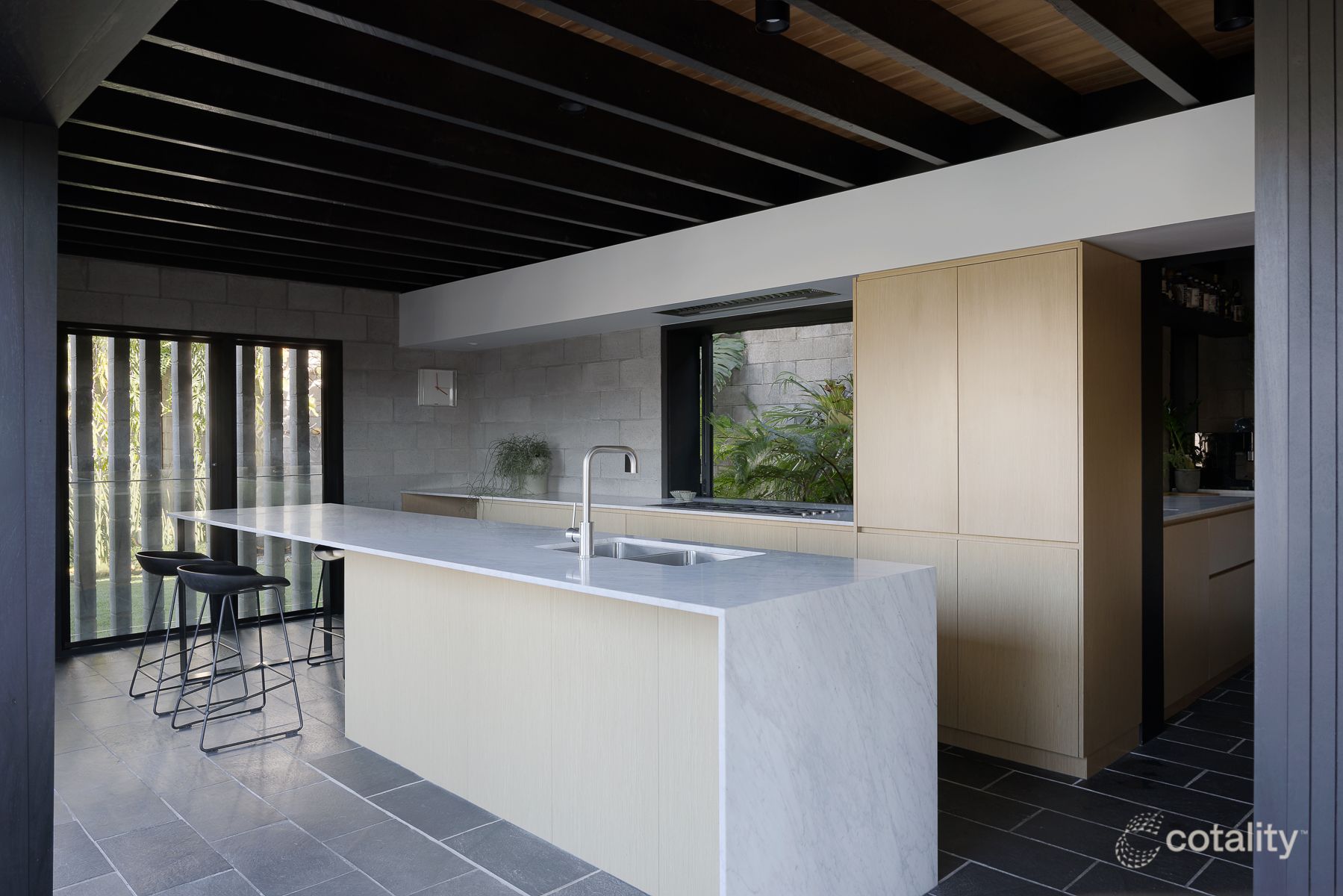 36 Teneriffe Dr, Teneriffe, QLD 4005