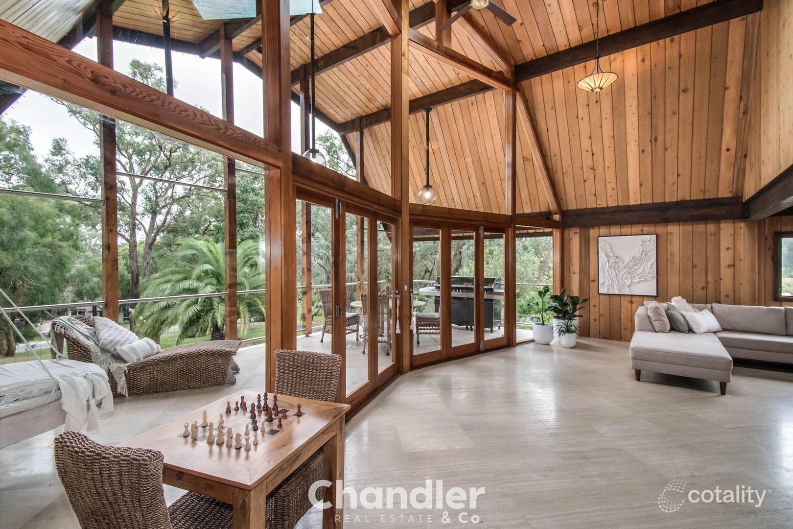 15 Heath Rd, Belgrave Heights, VIC 3160