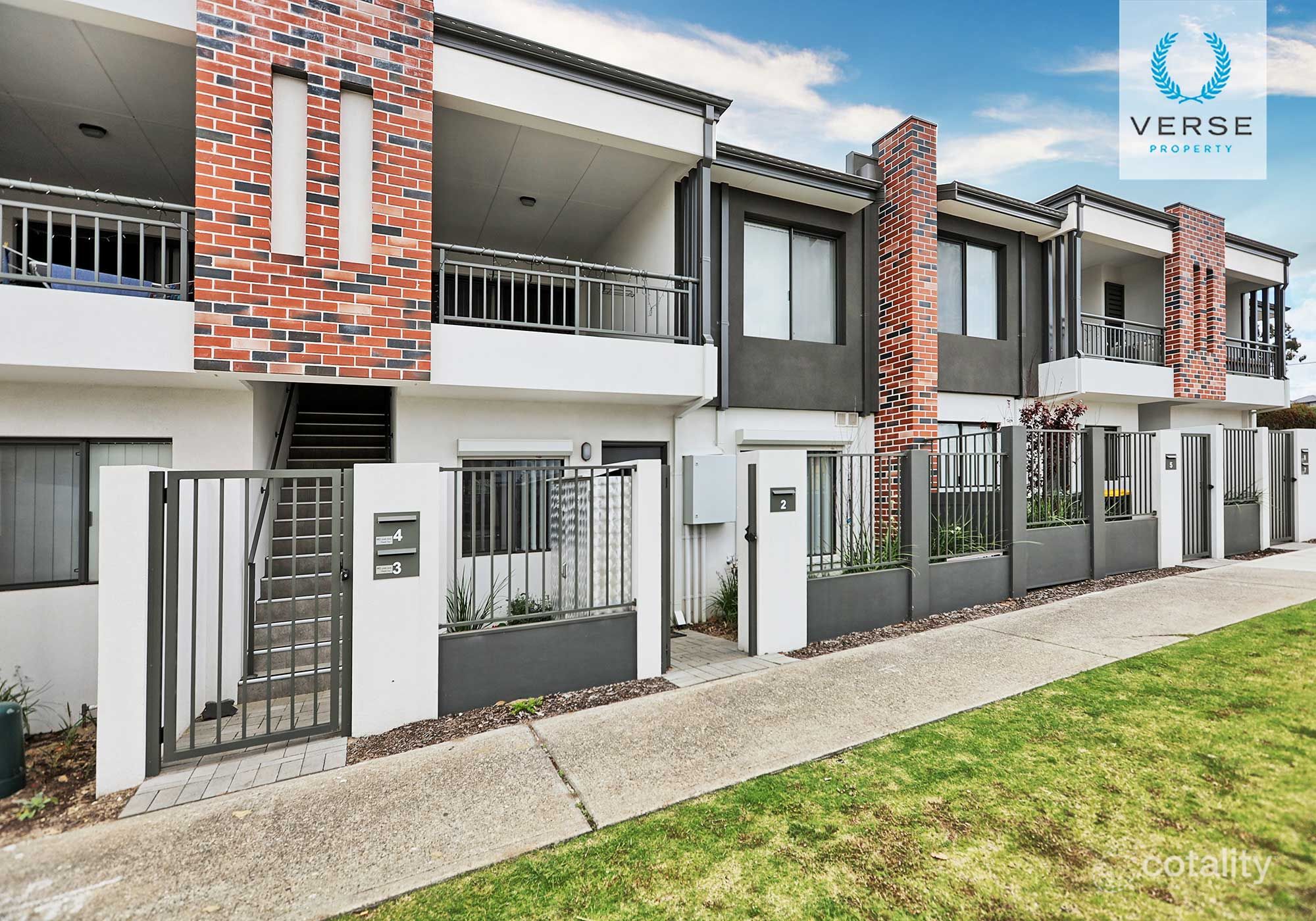 2/1 Palmerston St, St James, WA 6102