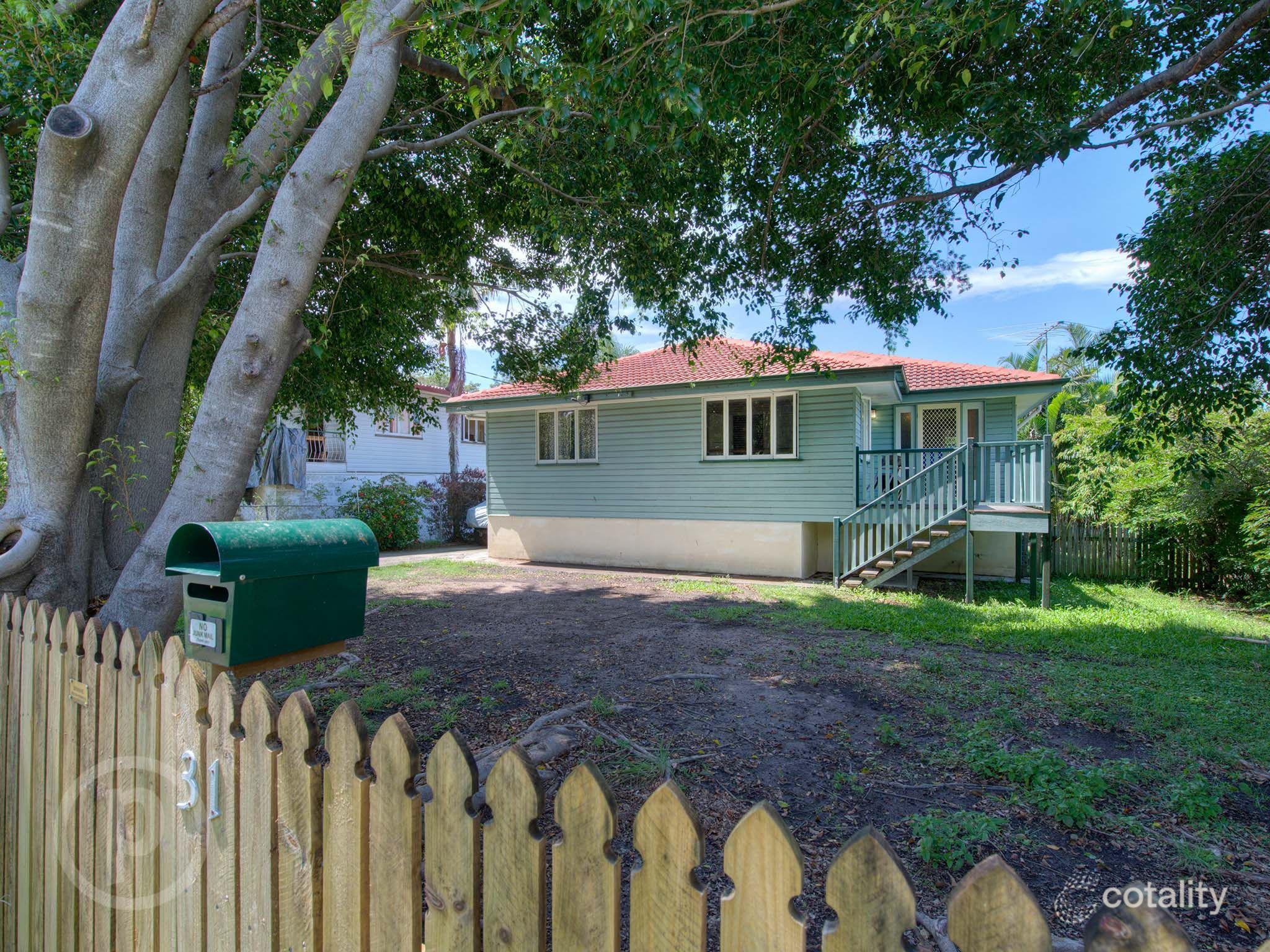 31 Beverley St, Morningside, QLD 4170