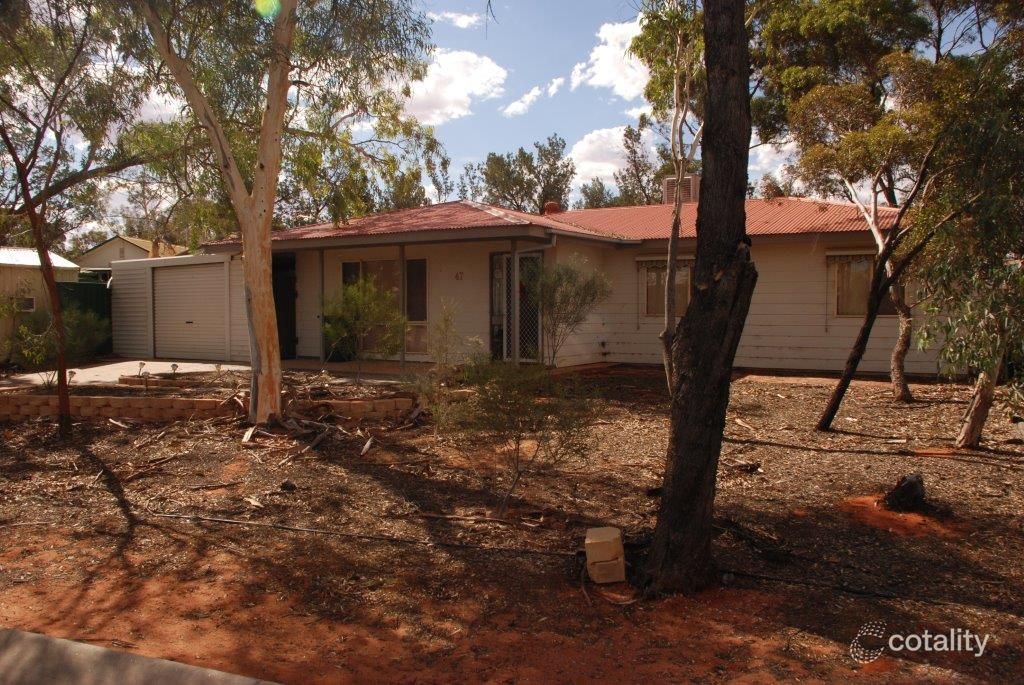 7 Nyaroo Ct, Roxby Downs, SA 5725