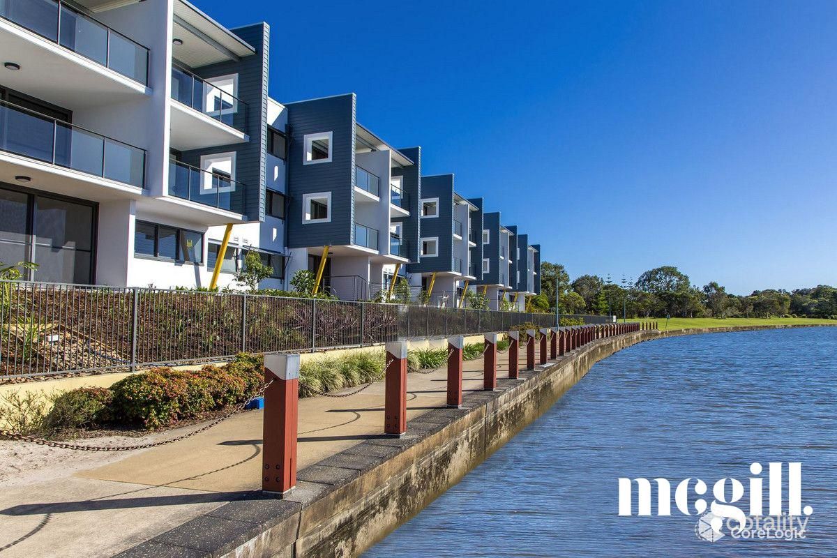 305/1 Fiji Ct, Parrearra, QLD 4575