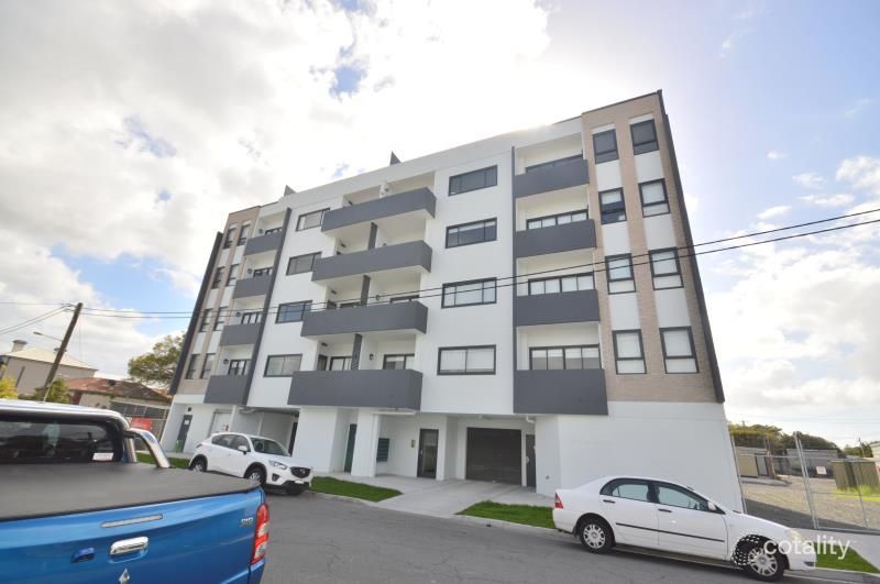 202/11 Fern St, Islington, NSW 2296