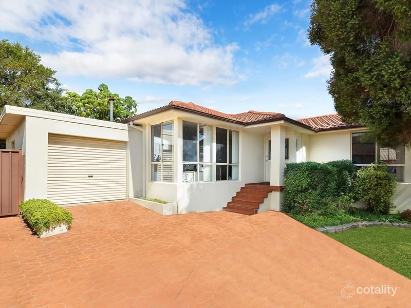 11 Tallowwood Ave, Casula, NSW 2170