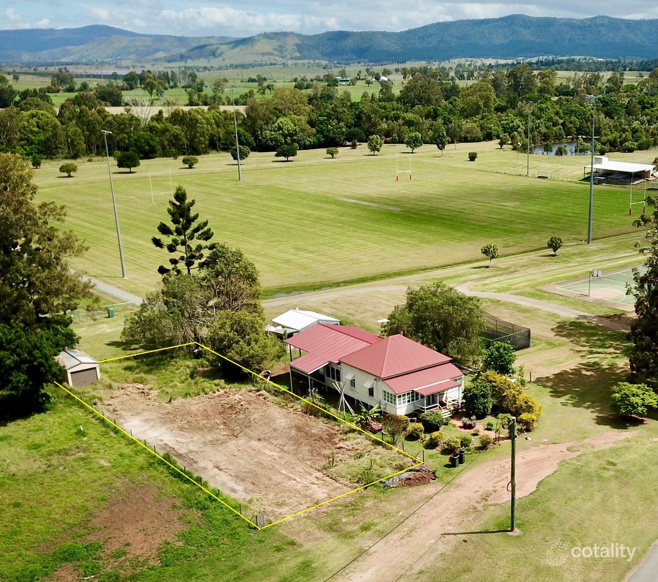 5 Walker St, Kilcoy, QLD 4515