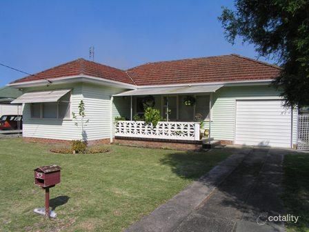 52 Camellia Cir, Woy Woy, NSW 2256