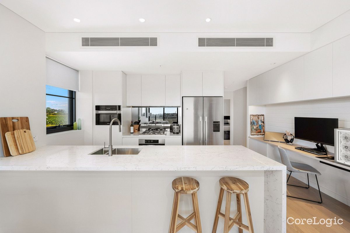 404/2 Fordham Way, Oran Park, NSW 2570