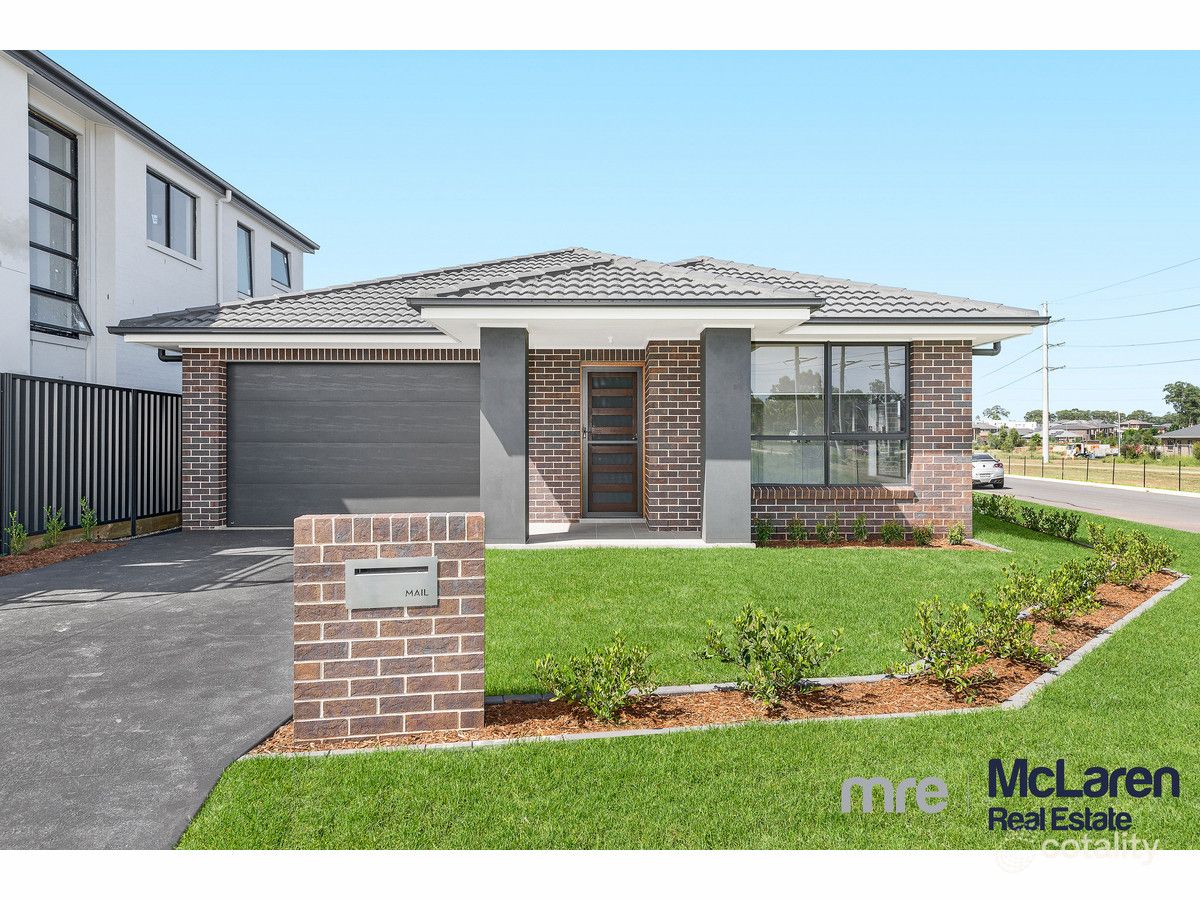8 Cherry Cct, Gregory Hills, NSW 2557