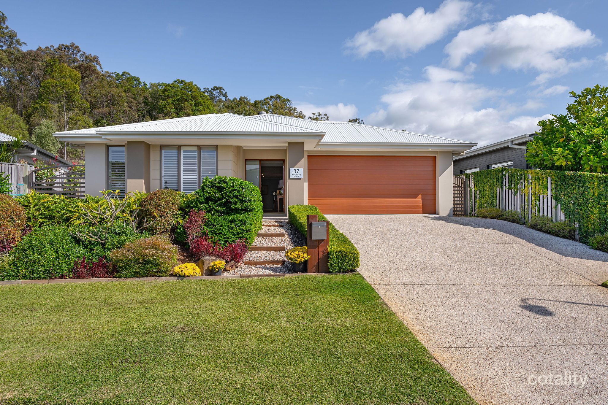 37 Kirkwood Pl, Reedy Creek, QLD 4227