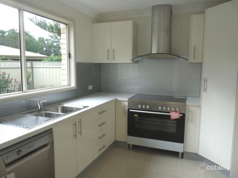 17a Lloyd George Gr, Tanilba Bay, NSW 2319